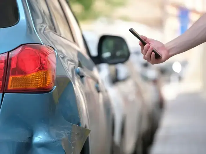 Sun City wrongful death and medical bill recovery attorney meeting family after rideshare crash